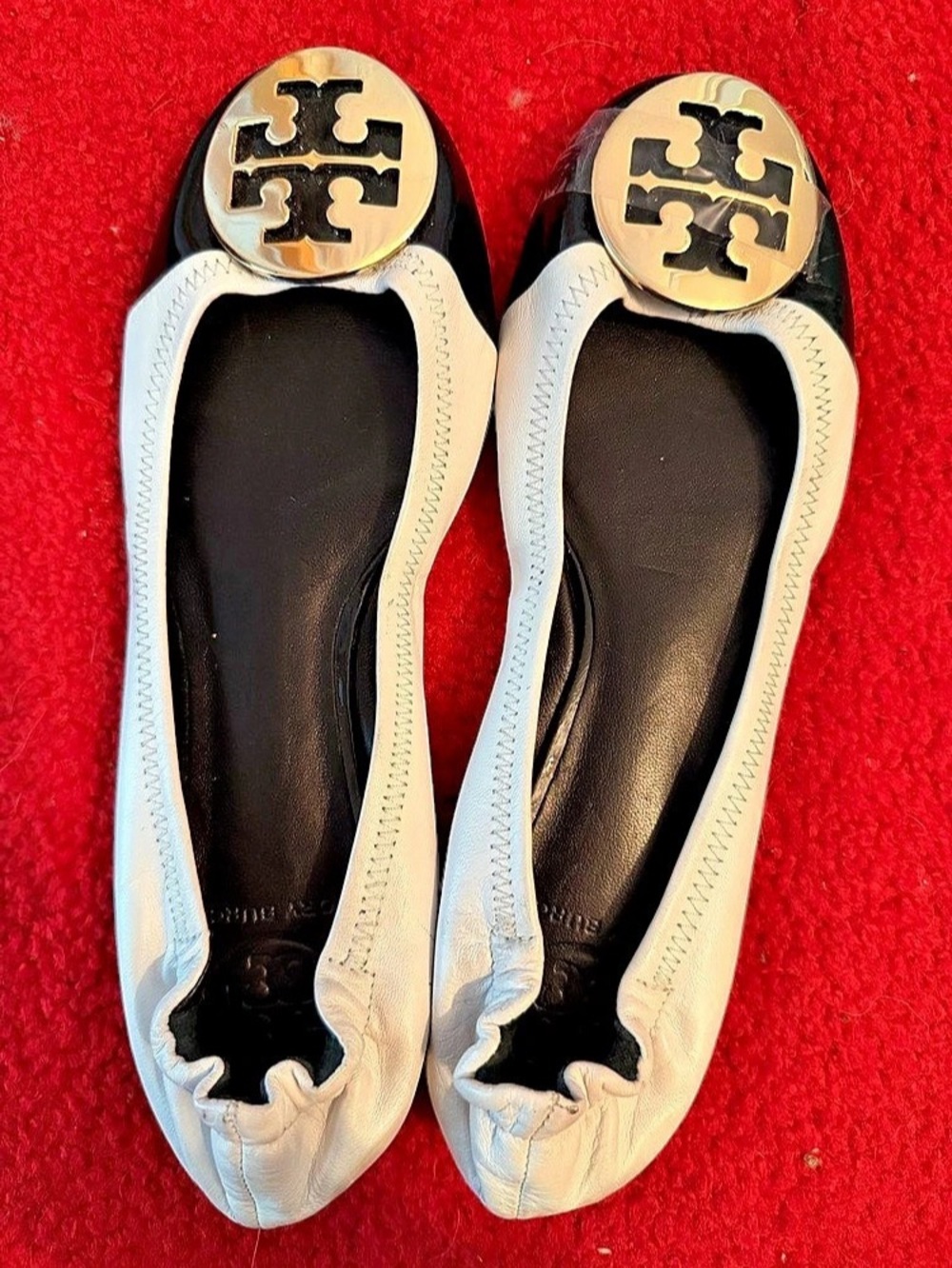 Tory Burch Minnie Travel Ballet Flat in White & Black